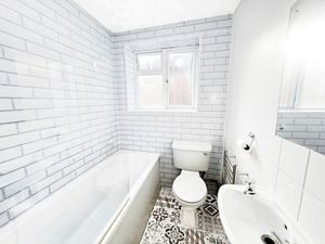 Photo 27- click for photo gallery